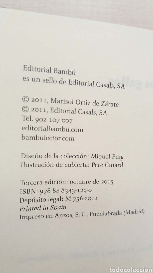 Libros de segunda mano: Cantan los gallos. Marisol Ortiz de Z&aacute;rate. Editorial Bamb&uacute;, 2015. - Foto 5