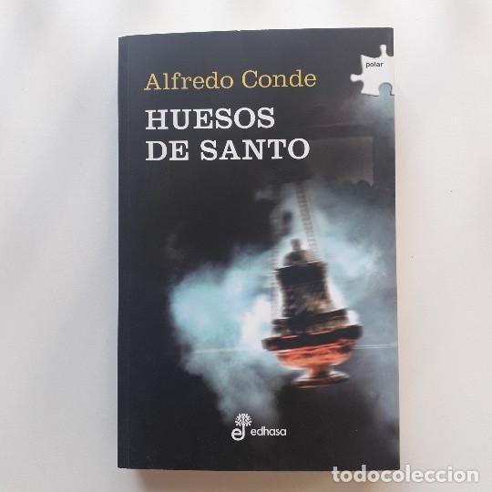 Libros de segunda mano: HUESOS DE SANTO - ALFREDO CONDE