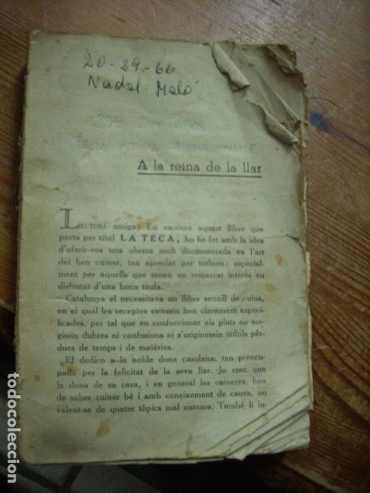 Libri di seconda mano: A la reina de la llar. L.16184-535