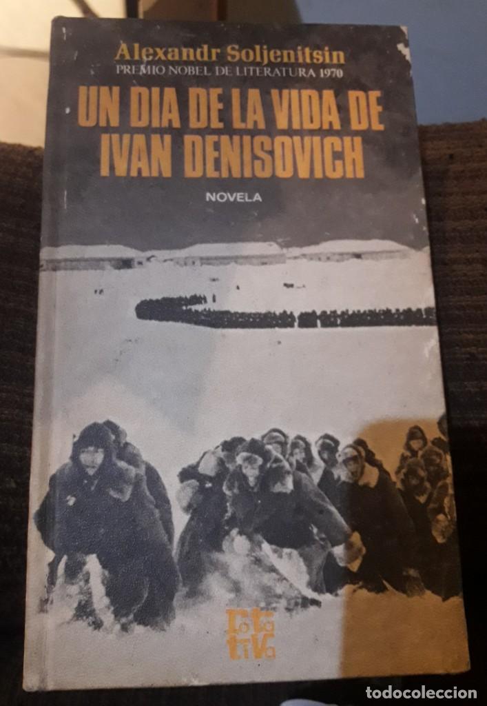 Libros de segunda mano: UN DIA DE LA VIDA DE IVAN DENISOVICH - Foto 1