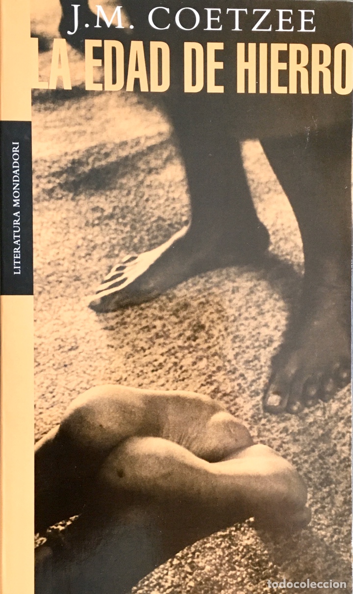 Libros de segunda mano: La edad de hierro. J.M.Coetzee - Foto 1