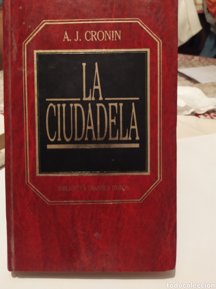 Libros de segunda mano: La ciudadela - Foto 1