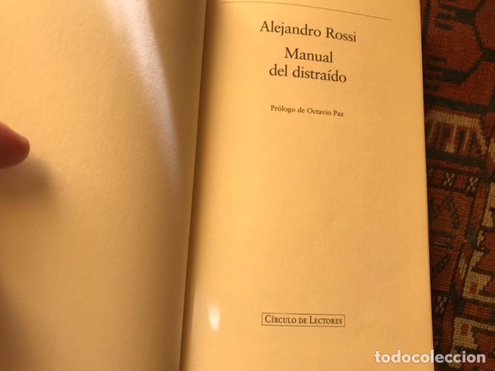 Libros de segunda mano: Manual del distra&iacute;do. Alejandro Rossi - Foto 6
