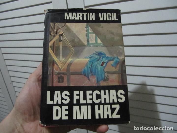 Libros de segunda mano: LAS FLECHAS DE MI HAZ 1977 - Foto 1