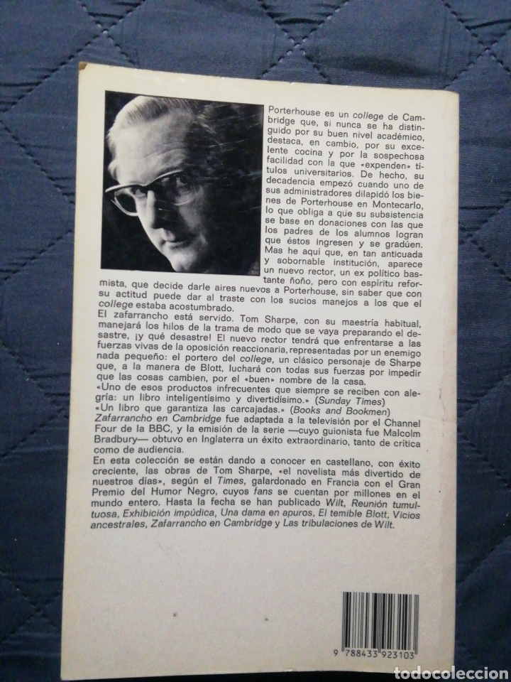 Libros de segunda mano: ZAFARRANCHO EN CAMBRIDGE. TOM SHARPE - Foto 2