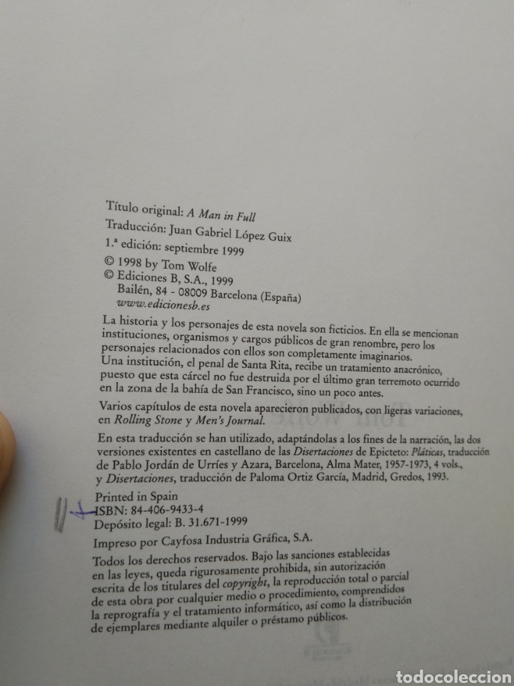 Libros de segunda mano: TODO UN HOMBRE/TOM WOLFE - Foto 2