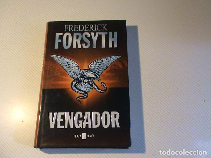 Libros de segunda mano: Vengador (Frederck Forsyth) - Foto 1