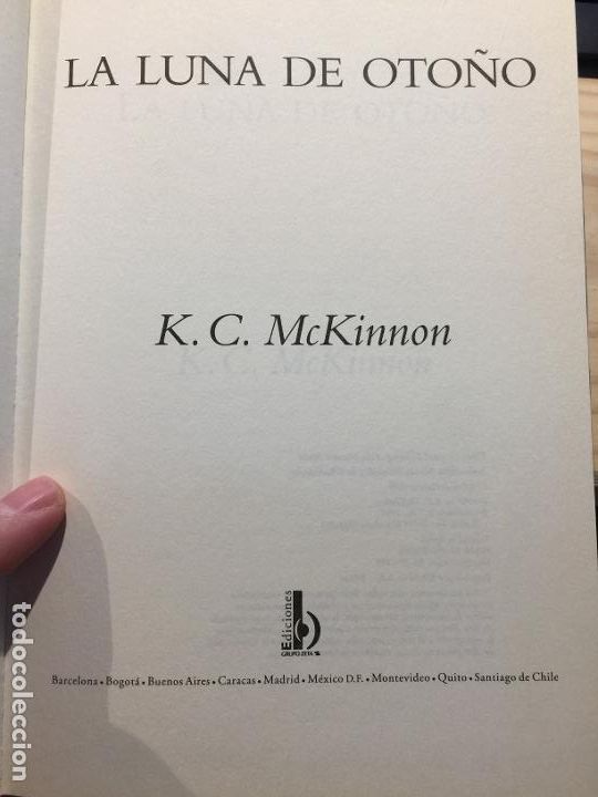 Libros de segunda mano: LUNA DE OTO&Ntilde;O - K. C. MCKINNON - Foto 3