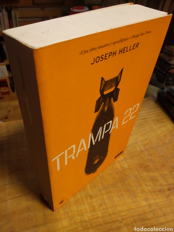 Libros de segunda mano: TRAMPA 22. JOSEPH HELLER #4656 - Foto 2