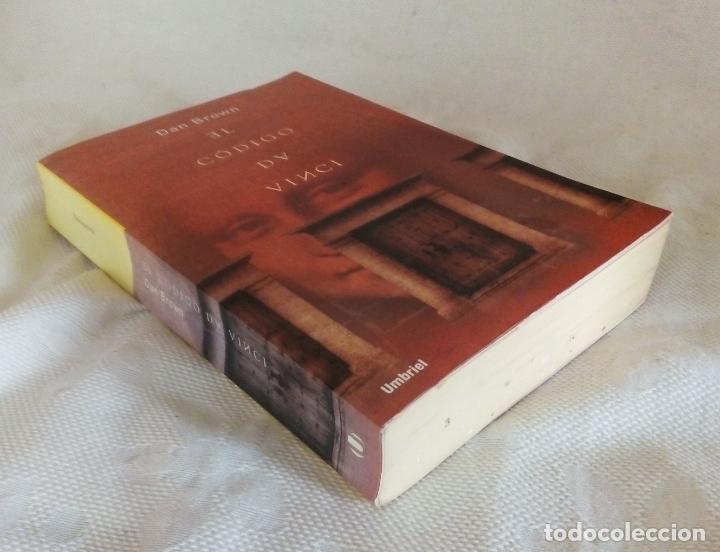 Libros de segunda mano: EL C&Oacute;DIGO DA VINCI - DAN BROWN - UMBRIEL 2004. - Foto 4