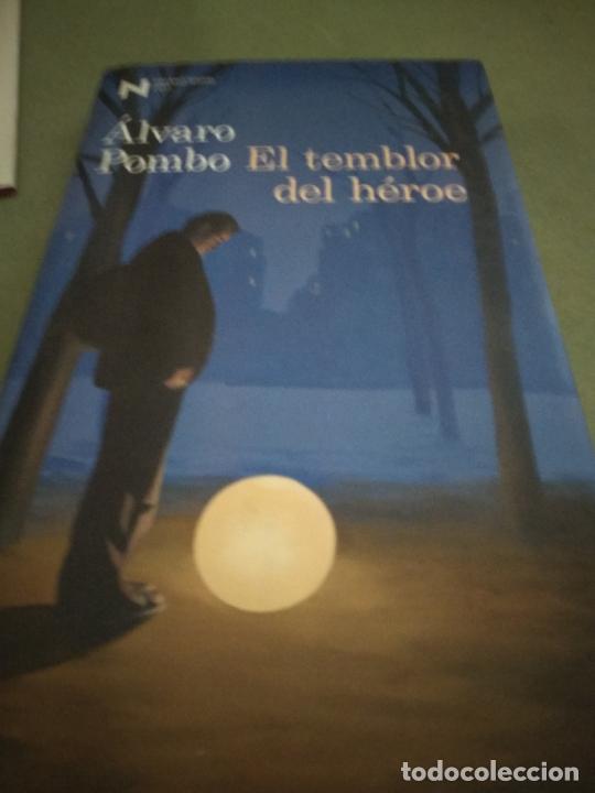 Libros de segunda mano: El temblor del h&eacute;roe - &Aacute;lvaro Pombo - Foto 1