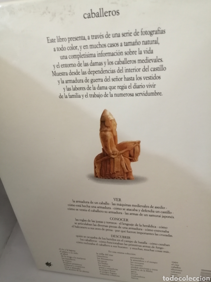 Libros de segunda mano: Caballeros de Christopher Gravett - Foto 2