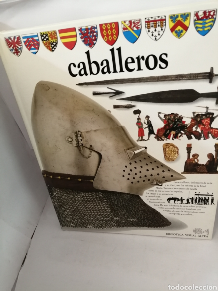 Libros de segunda mano: Caballeros de Christopher Gravett - Foto 1