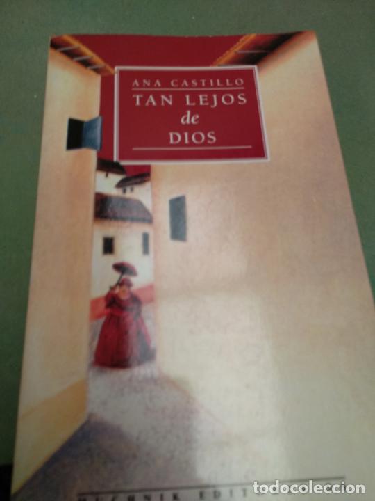 Libros de segunda mano: Tan lejos de Dios - Ana Castillo - Foto 1