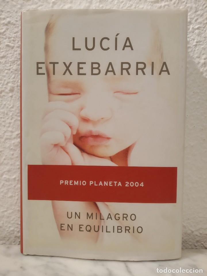 Libros de segunda mano: Un milagro en equilibrio - Foto 1