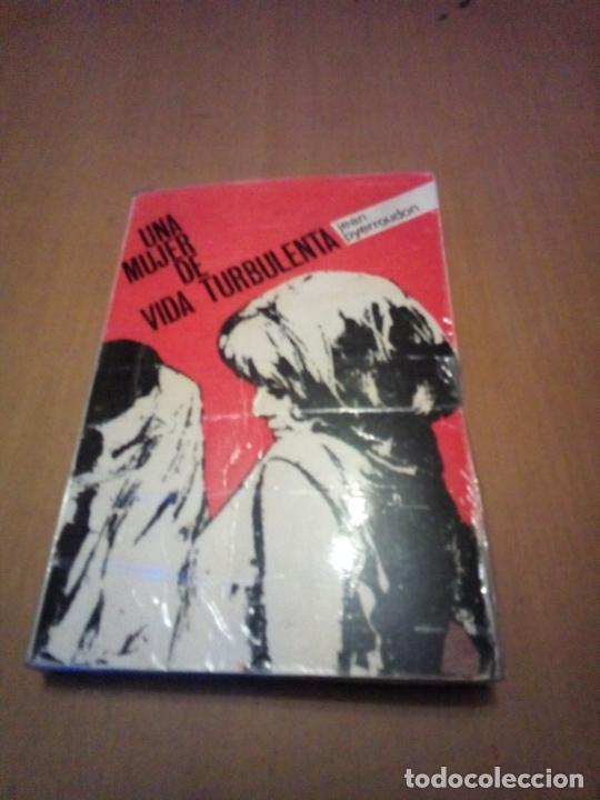 Libros de segunda mano: Una mujer de vida turbulenta - Foto 1