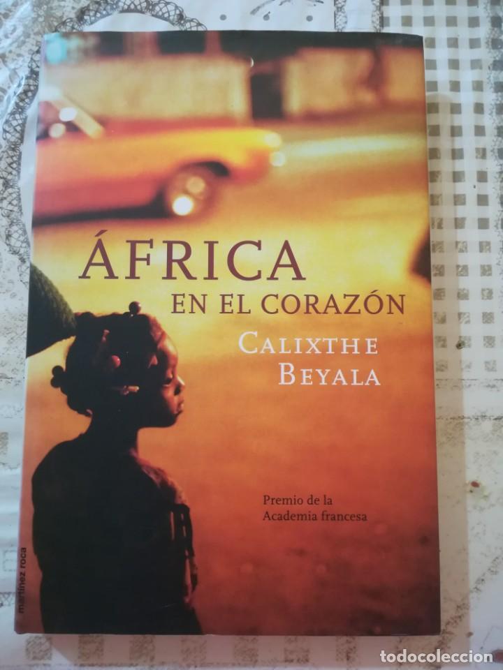 Libros de segunda mano: &Aacute;frica en el coraz&oacute;n - Calixthe Beyala - Foto 1