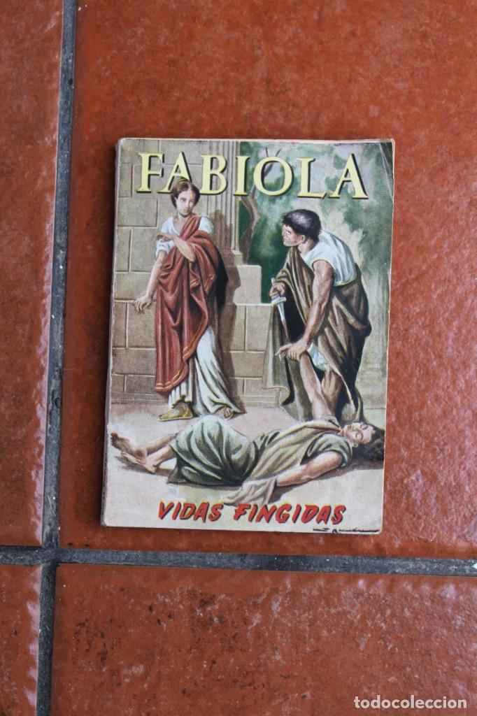 Libros de segunda mano: VIDAS FINGIDAS: FABIOLA - Foto 1