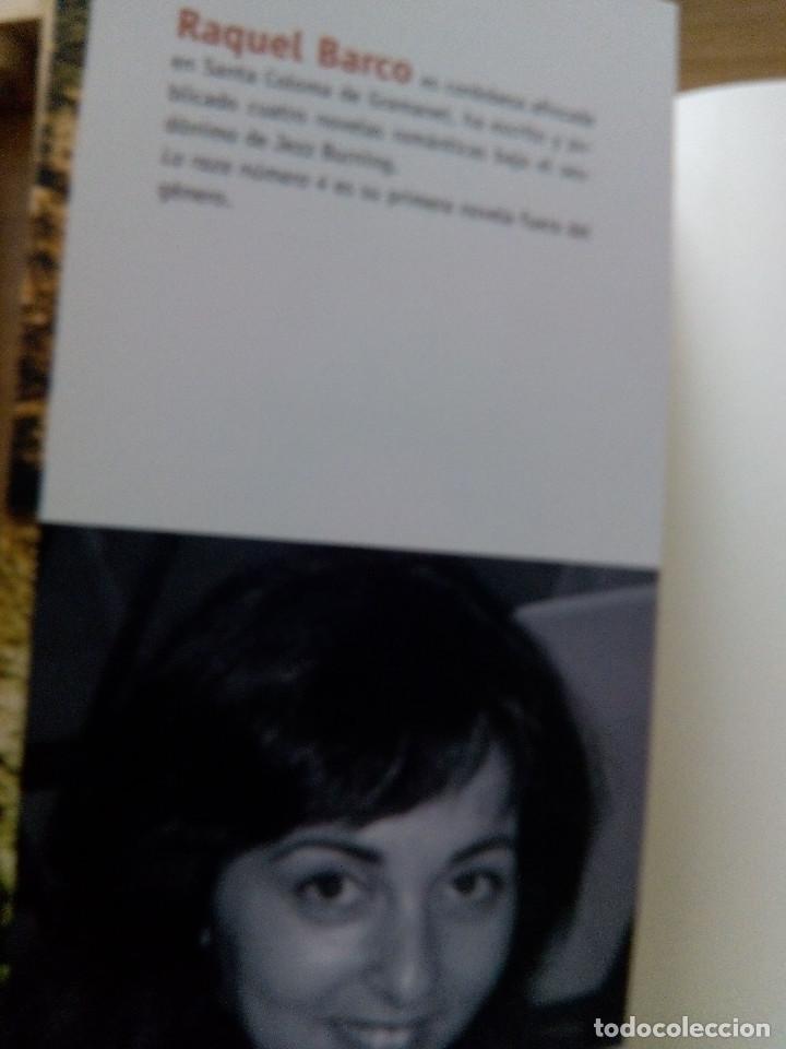 Libros de segunda mano: La raza n&uacute;mero 4 Raquel Barco - Foto 4