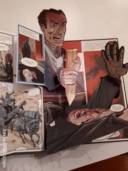 Libros de segunda mano: DRACULA libro pop-up - Foto 3