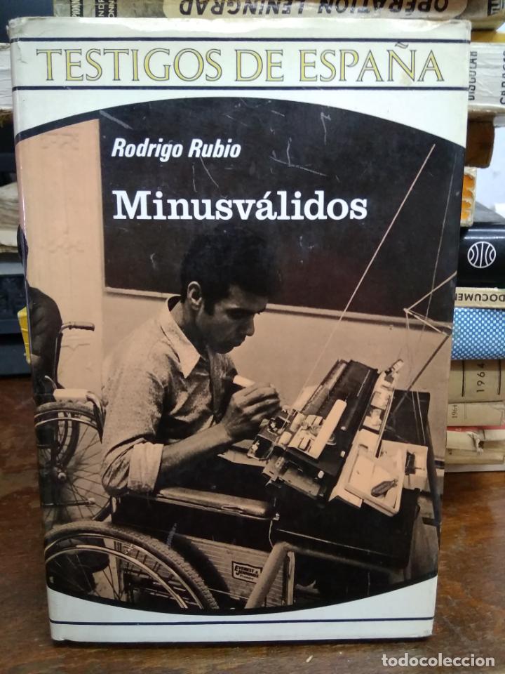 Libros de segunda mano: Minusv&aacute;lidos, Rodrigo Rubio. L.8136-689 - Foto 1