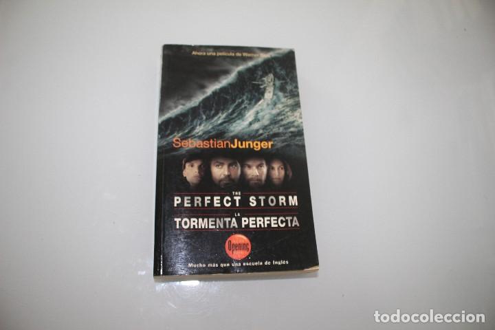 Libros de segunda mano: LA TORMENTA PERFECTA SEBASTIAN JUNGER - Foto 1