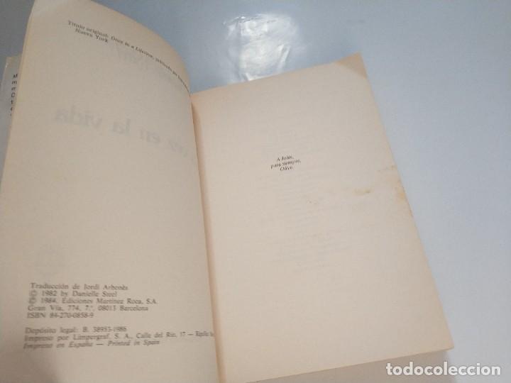 Libros de segunda mano: UNA VEZ EN LA VIDA.- DANIELLE STEEL - Foto 2
