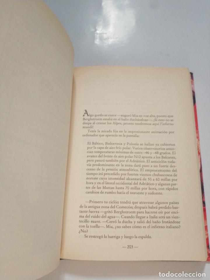 Libros de segunda mano: LA NOCHE DE LESI.- PETER BERLING - Foto 2