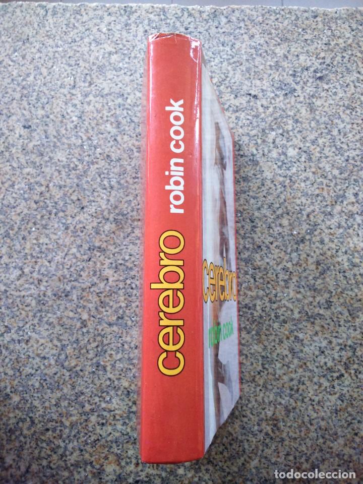 Libros de segunda mano: CEREBRO -- ROBIN COOK -- CIRCULO 1982 -- - Foto 3