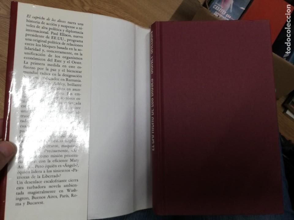 Libros de segunda mano: El capricho de los dioses. Sidney Sheldon - Foto 2