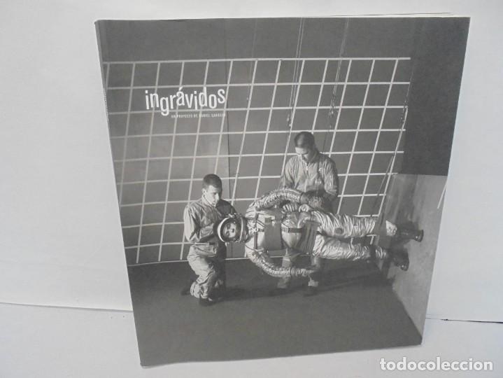 Libros de segunda mano: INGRAVIDOS. UN PROYECTODE DANIEL CANOGAR. FUNDACION TELEFONICA 2003. - Foto 1