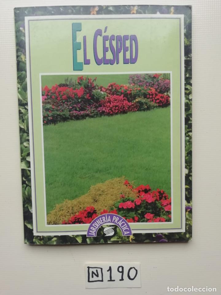 Libros de segunda mano: El c&eacute;sped - Foto 1