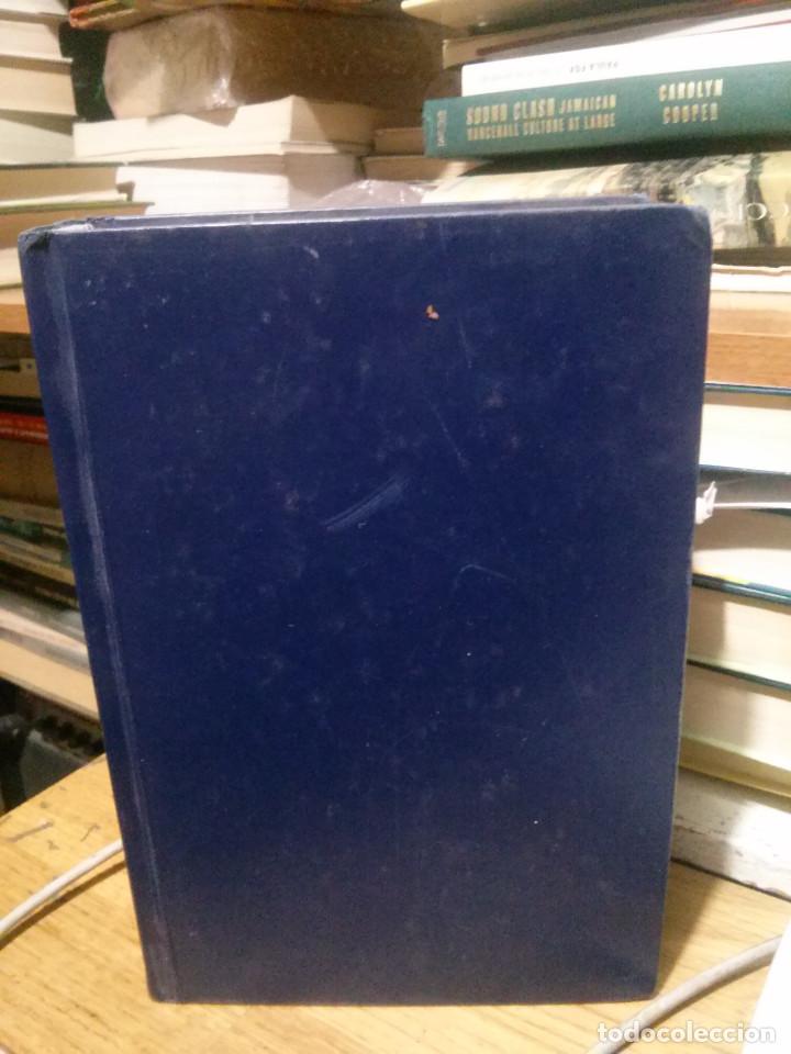 Libros de segunda mano: THREE COMPLETE NOVELS, PD. JAMES, AVENEL - Foto 1