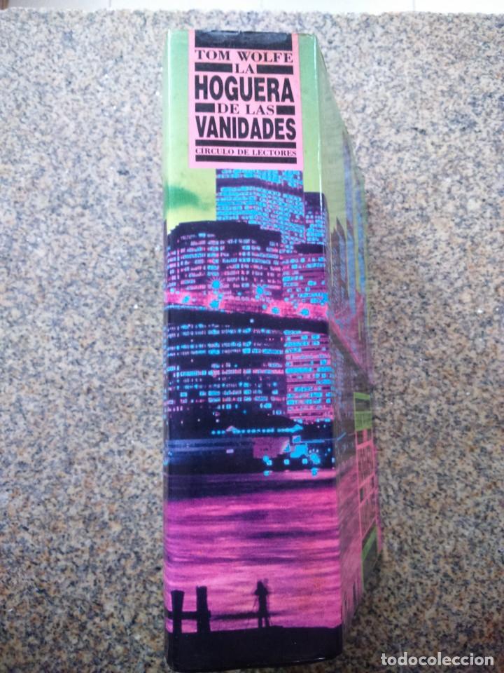 Libros de segunda mano: LA HOGUERA DE LAS VANIDADES -- - Foto 3