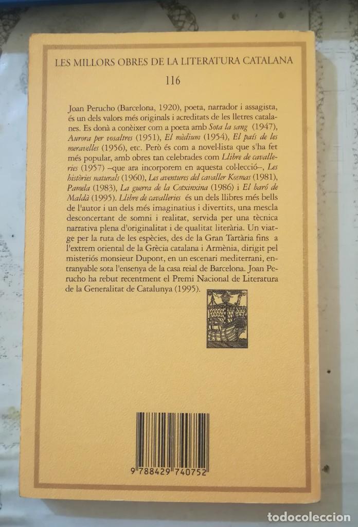 Libros de segunda mano: Llibre de cavalleries - Joan Perucho - en catal&agrave; - Foto 2