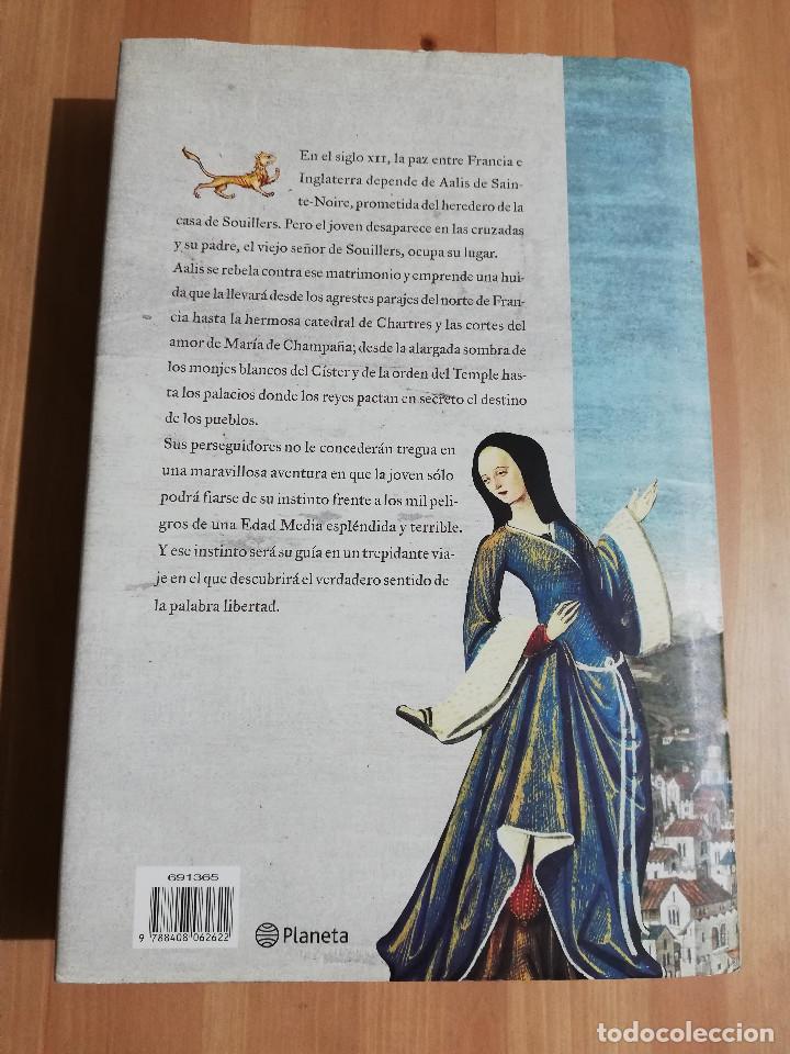 Libros de segunda mano: LA DAMA Y EL LE&Oacute;N (CLAUDIA CASANOVA) - Foto 3