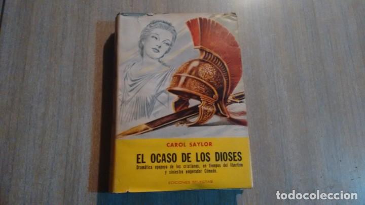 Libros de segunda mano: EL OCASO DE LOS DIOSES - CAROL SAYLOR - - Foto 2