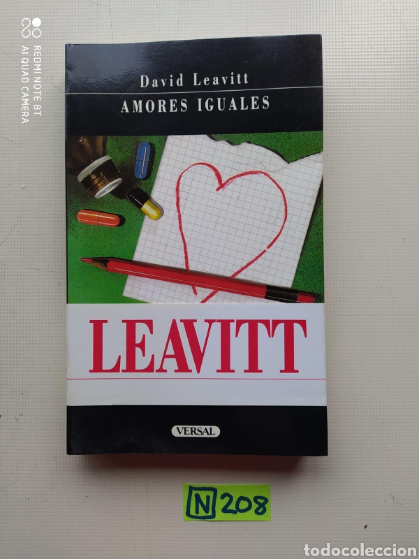 Libros de segunda mano: Amores Iguales - Foto 1