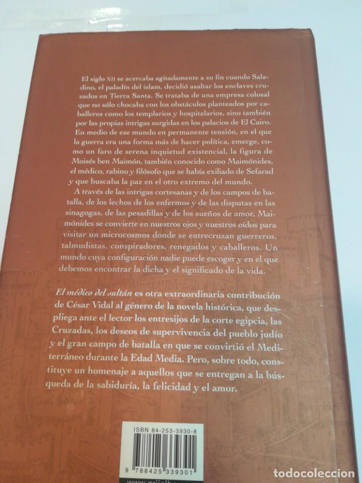 Libros de segunda mano: C&Eacute;SAR VIDAL El m&eacute;dico del sult&aacute;n S1806AT - Foto 2