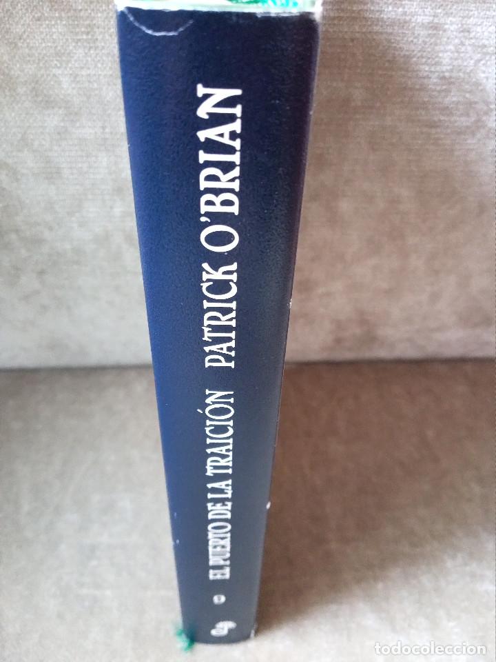 Libros de segunda mano: PATRICK OBRIAN - EL PUERTO DE LA TRAICI&Oacute;N - EDHASA, 2001 - Foto 2