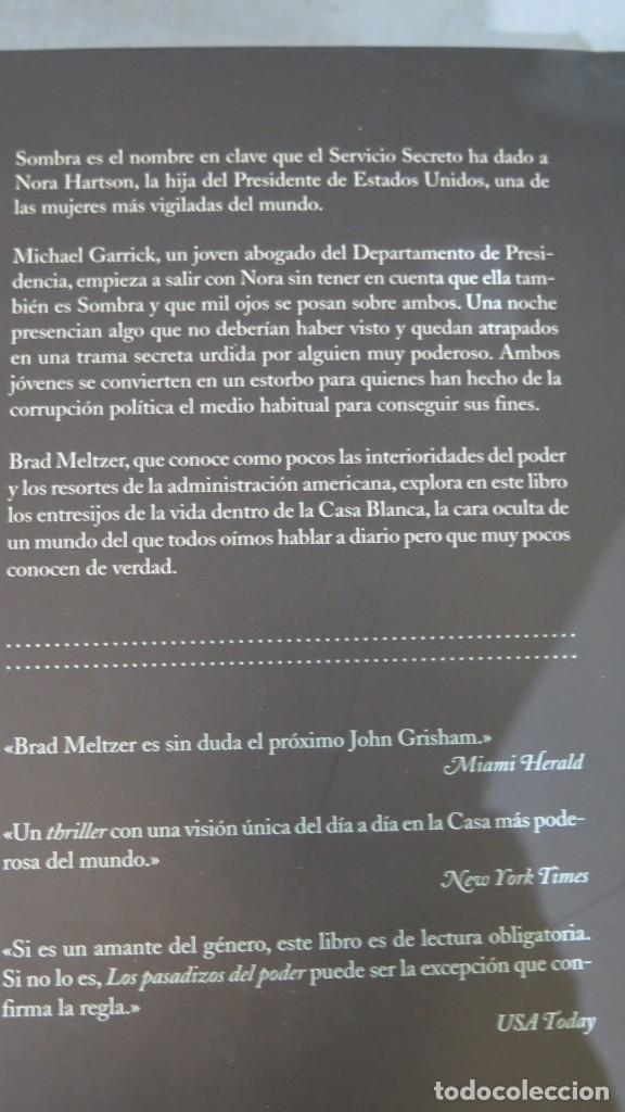 Libros de segunda mano: LOS PASADIZOS DEL PODER. BRAD MELTZER - Foto 2