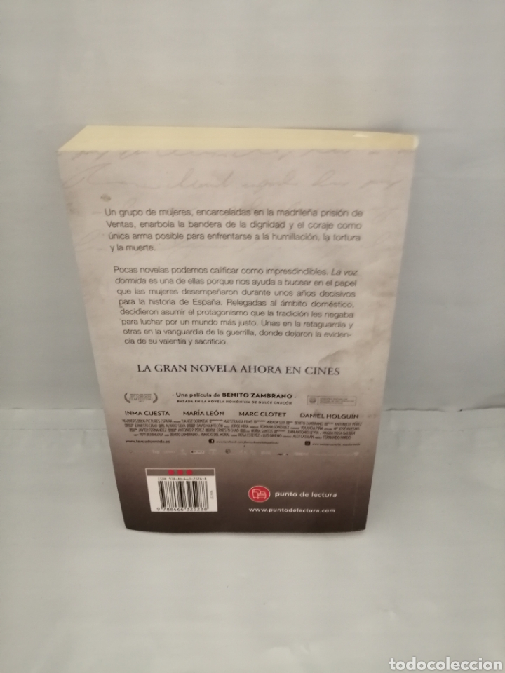 Libros de segunda mano: La Voz Dormida - Foto 2