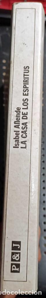 Libros de segunda mano: &rdquo;La Casa de los Esp&iacute;ritus&rdquo; - Isabel Allende, 1985 - Foto 2