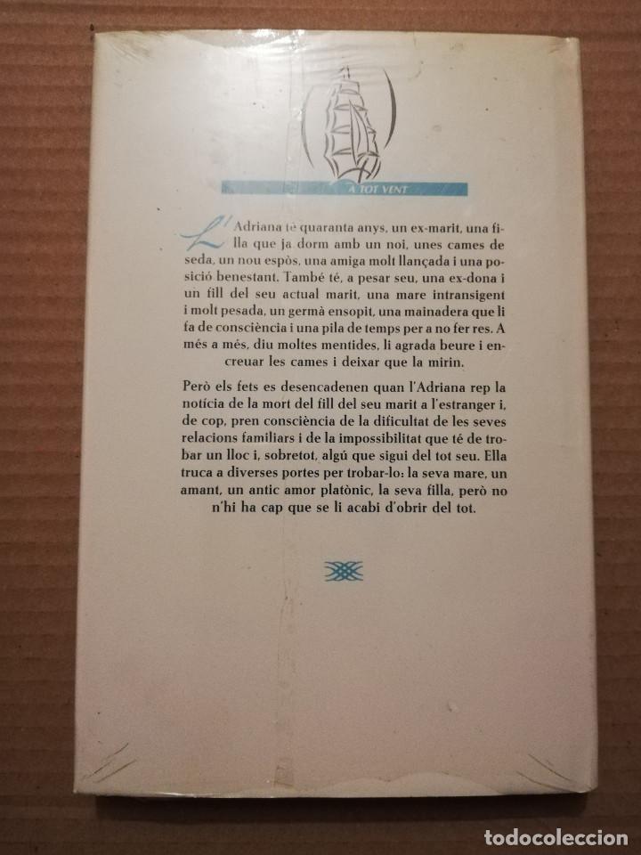 Libros de segunda mano: CAMES DE SEDA (MARIA MERC&Egrave; ROCA) PRECINTADO - Foto 2