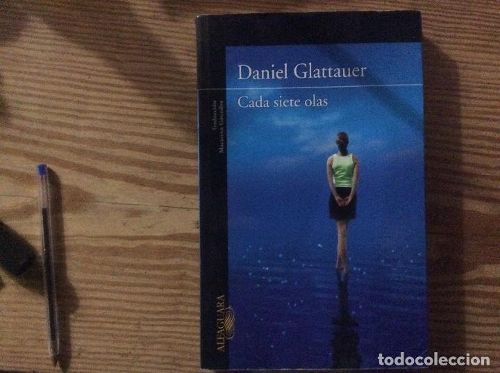 Libros de segunda mano: CADA SIETE OLAS - DANIEL GLATTAUER - ALFAGUARA - Foto 1