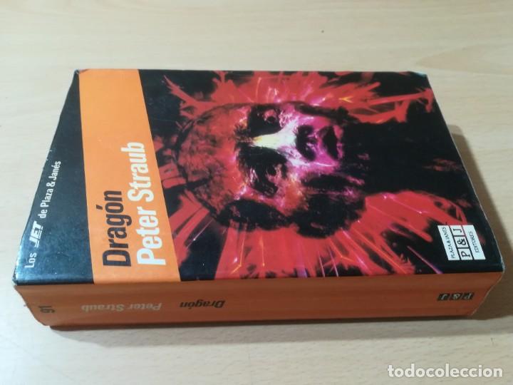 Libros de segunda mano: DRAGON / PETER STRAUB / PLAZA JANES / E207 - Foto 1