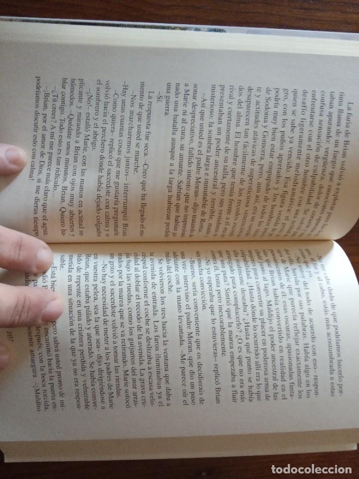 Libros de segunda mano: EL PERFUME DEL DINERO - John Broderick. - Foto 3