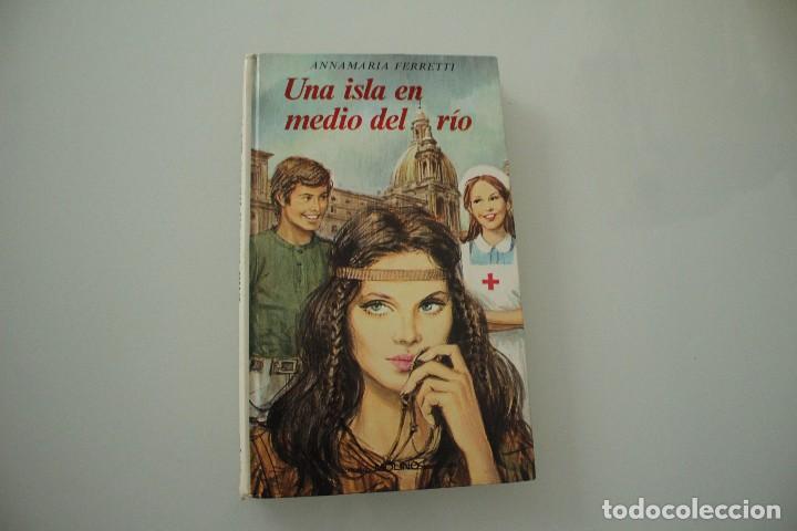 Libri di seconda mano: UNA ISLA EN MEDIO DEL RIO ANNA MARIA FERRETTI
