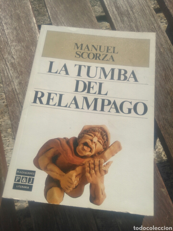 Libros de segunda mano: Manuel Scorza. La tumba del rel&aacute;mpago. - Foto 1