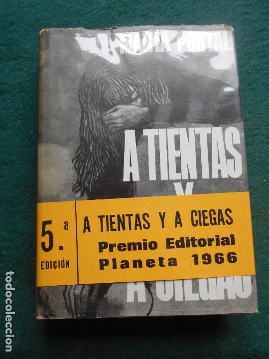 Libros de segunda mano: A TIENTAS Y A CIEGAS - Foto 1